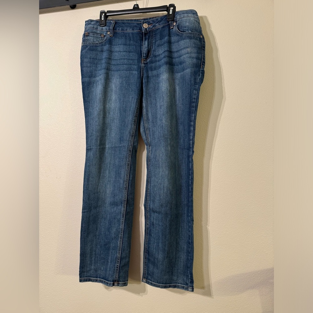 Maurice’s size 14 jeans